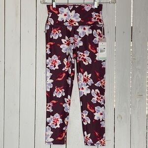 Floral Contender Compression Capri Leggings